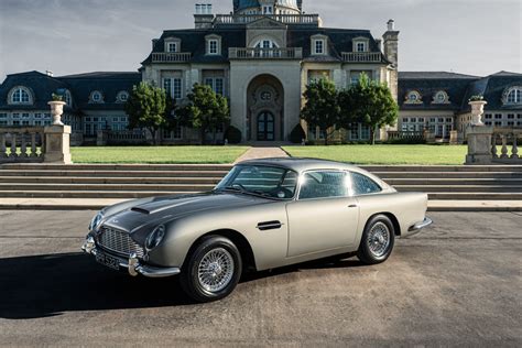 1963 Aston Martin DB5 - The Big Picture