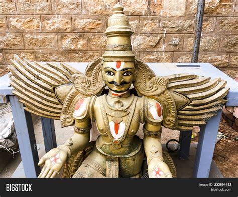 Statue Lord Garuda Image & Photo (Free Trial) | Bigstock