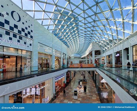 Shopping Mall Modern Interior Design | Dubai Festival City Mall, An ...