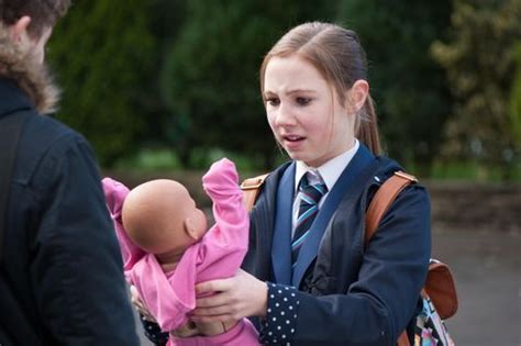 Hollyoaks: Peri, Tom face up to pregnancy