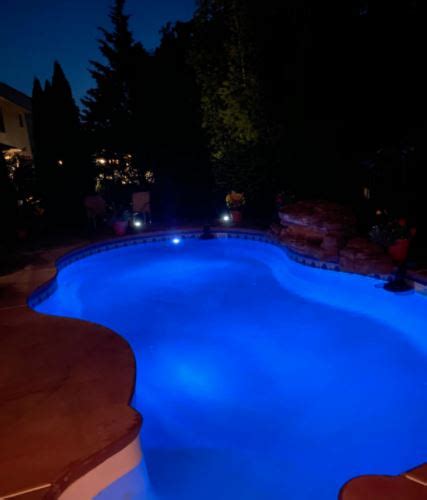 Guide to the Best Wireless (Waterproof) LED Pool Lights 2023