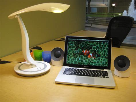 Apple Macbook Pro, Lacie Neil Poulton Speakers, IMG Lighti… | Flickr