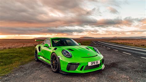 Green Porsche Wallpapers - Top Free Green Porsche Backgrounds ...