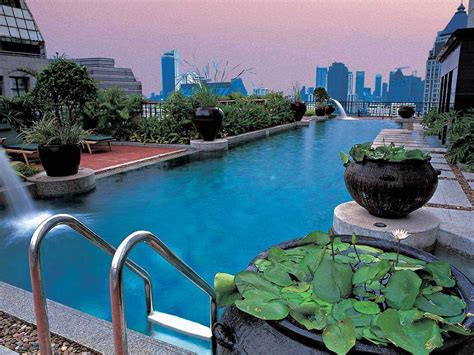 20 Of The Most Incredible Residential Rooftop Pool Ideas