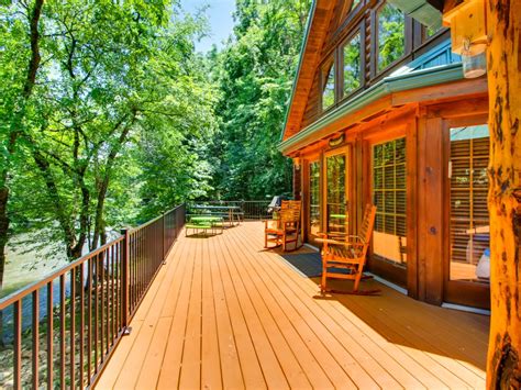 A River Adventure Lodge - 4247 in Pigeon Forge w/ 2 BR (Sleeps6)