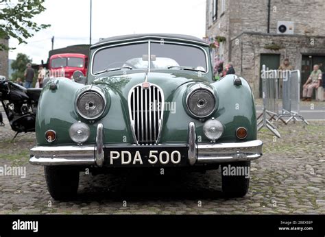 Vintage Jaguar XK120 car Stock Photo - Alamy