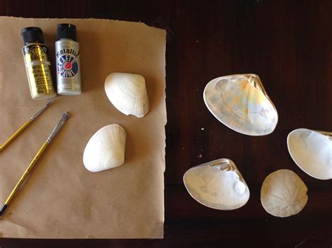Scribbles from Emily: Easy Summer Craft: Gold Painted Seashells
