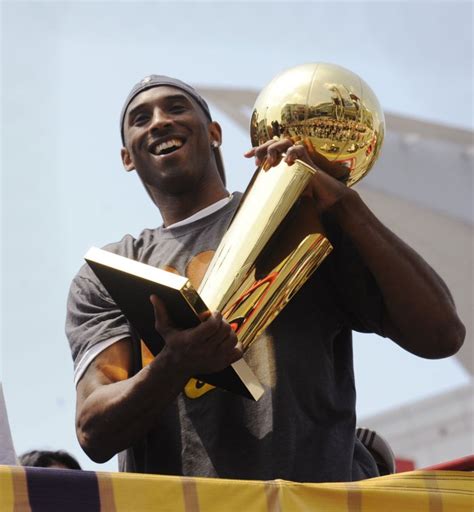 L.A. Lakers Championship Parade - All Photos - UPI.com