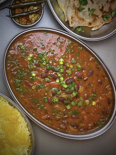 Qorma-e-Lubia (Afghan Kidney Bean Stew) - Saffron & Herbs