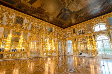 Exploring Catherine The Great's Palaces in Saint Petersburg, Russia