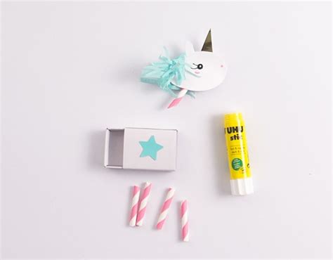 DIY UNICORN FAVOR BOXES