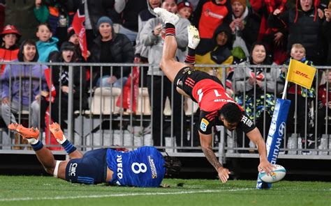 Super Rugby Pacific: Crusaders shift up a gear while Chiefs are left ...