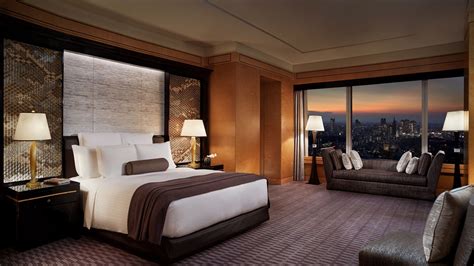 Top 12 Luxury Hotels in Tokyo - Japan - Luxuryhoteldeals.travel