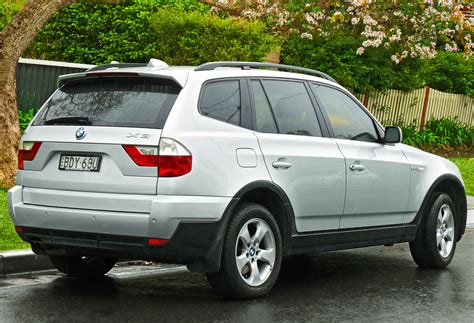 File:2006-2008 BMW X3 (E83) 2.5si wagon (2011-10-25) 02.jpg - Wikipedia, the free encyclopedia