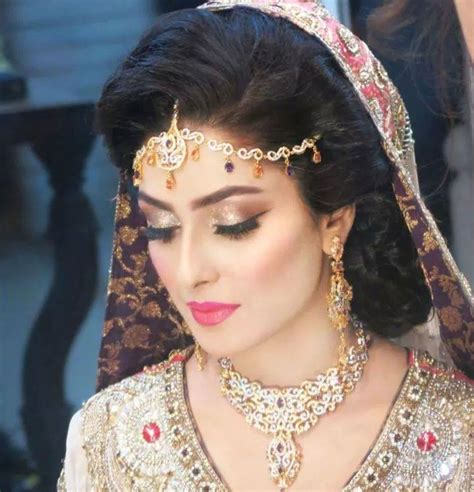 Hd Bride Wallpaper : Ayeza Khan Bride Makeup