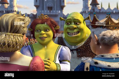 SHREK 2, Queen Lillian, Princess Fiona, Shrek, King Harold, 2004, (c) DreamWorks/courtesy ...