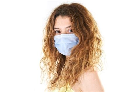 Benefits of wearing a mask may include reducing severity of COVID-19 | Medical News Bulletin