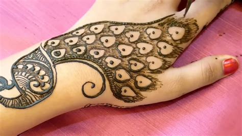 Discover 75+ simple peacock design mehndi super hot - seven.edu.vn