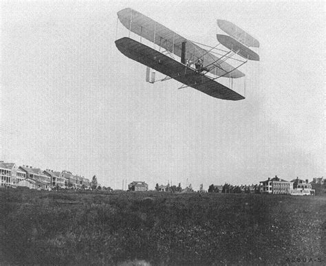 The Wright Brothers Plane... The Machine that Changed the World!