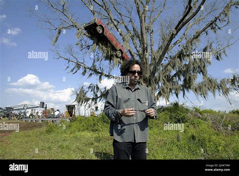 TIM BURTON, BIG FISH, 2003 Stock Photo - Alamy