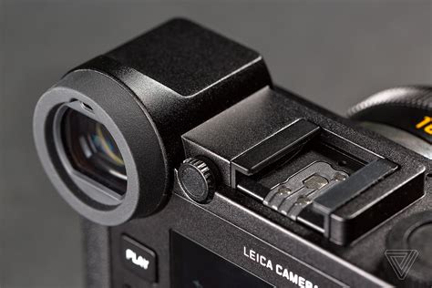 Leica CL Camera Review - LEICA REVIEW