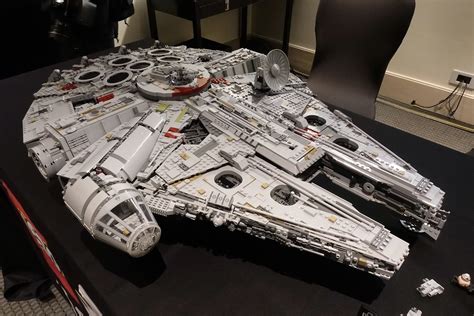 Lego 75192 Ultimate Collector Series Millennium Falcon hands-on Review | Trusted Reviews