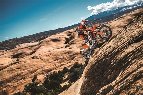 A NEW GENERATION OF KTM ENDURO MACHINES IS HERE! - KTM PRESS CENTER