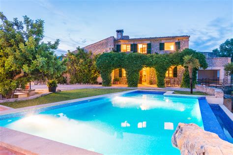 Rent a villa in Majorca and fall in love | Vacalia.com