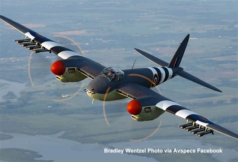 NZ Civil Aircraft: Rod Lewis's Mosquito is Grand Champion WW II Aircraft at Oshkosh 2019