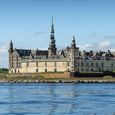 hamlet castle | TheLuxeCafé