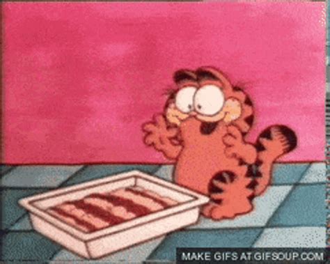 Garfield Eating Lasagna Gif