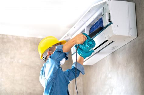 Keep the AC Unit Fully Functional with 7 AC Maintenance Tips