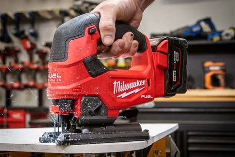 Best Cordless Jigsaw Reviews - Pro Tool Reviews