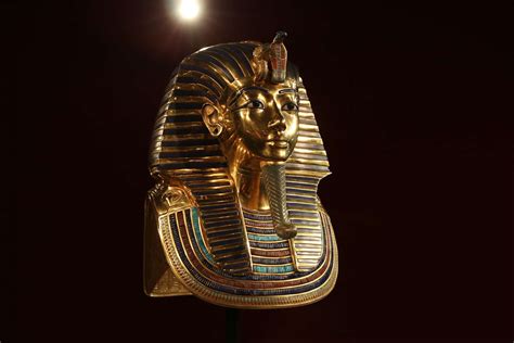 Top 15 King Tut Facts - Reign, Death, Tomb & More | Facts.net