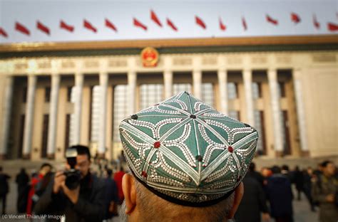 Beyond the crisis: A podcast highlights Uyghur culture | ShareAmerica