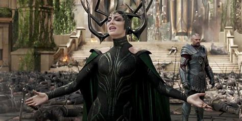 Thor: Ragnarok Reveals Hela's Secret History