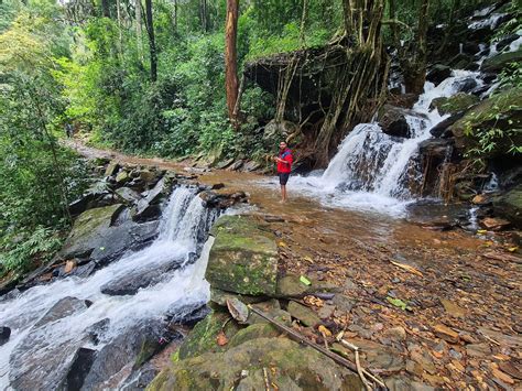 The beautiful waterfalls of the Lower Kalasa Region