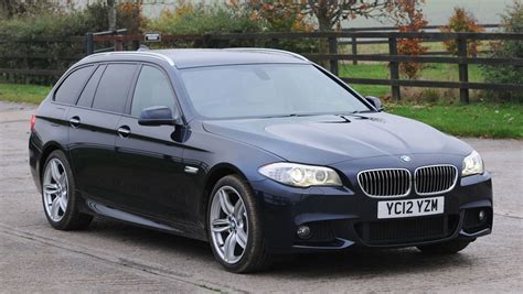 BMW 520d Touring pictures | Auto Express