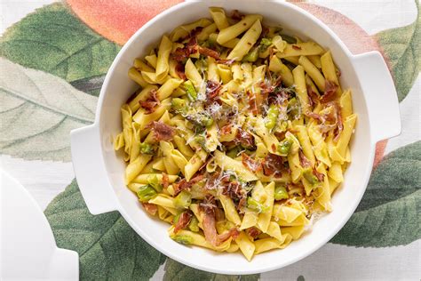 Ricetta Garganelli con asparagi e prosciutto crudo - Cucchiaio d'Argento