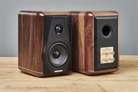 SoundStageAustralia.com - Sonus faber Minima Amator II Loudspeakers