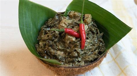 Laing Recipe: How to Cook & Make Laing (Bicol's Finest)