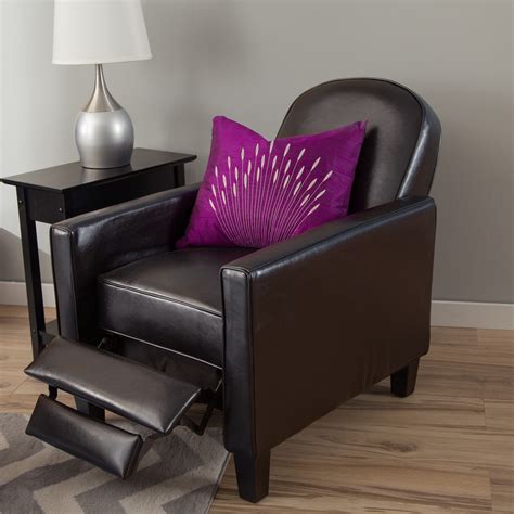 There Are Recliners Designed For Your Shorter Legs - Best Recliners