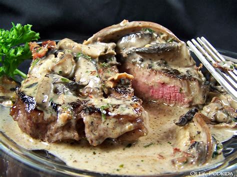 Olla-Podrida: Filet Mignon with Portobello Mushroom Sauce