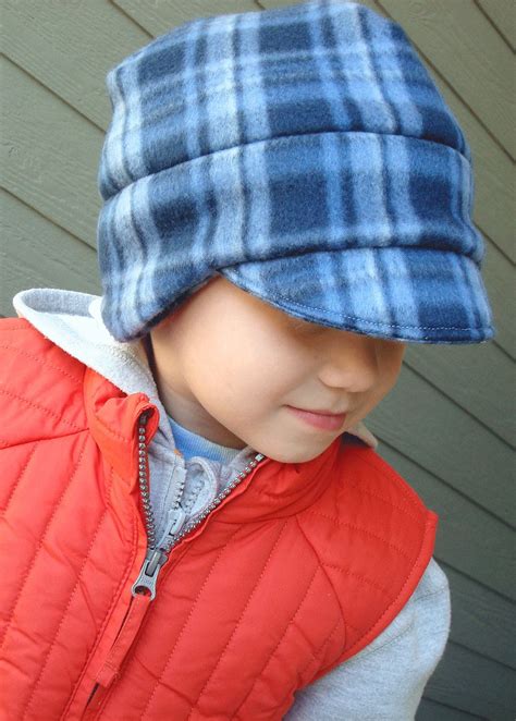 Fleece Sewing Projects, Sewing Fleece, Baby Boy Hats, Boy Boy, Sewing For Kids, Baby Sewing, Hat ...