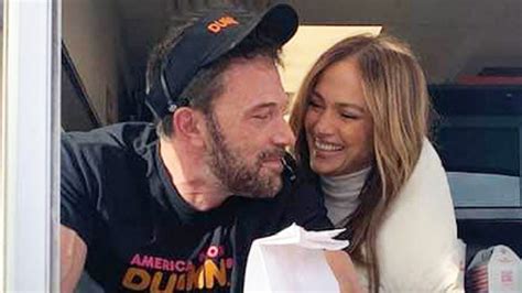 Ben Affleck’s Dunkin’ Order Revealed After Appearing In Super Bowl Ad ...