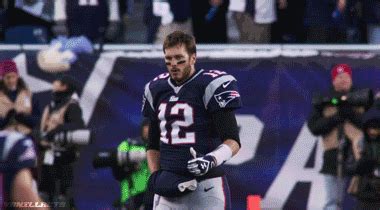 Tom Brady GIFs - Find & Share on GIPHY