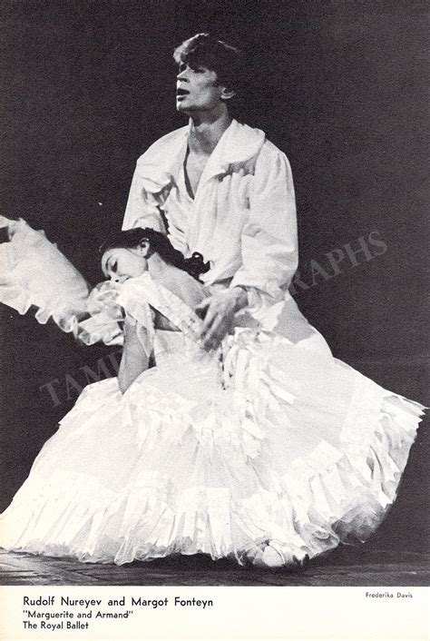 Rudolf Nureyev Lot of 14 Unsigned Ballet Photo Prints – Tamino