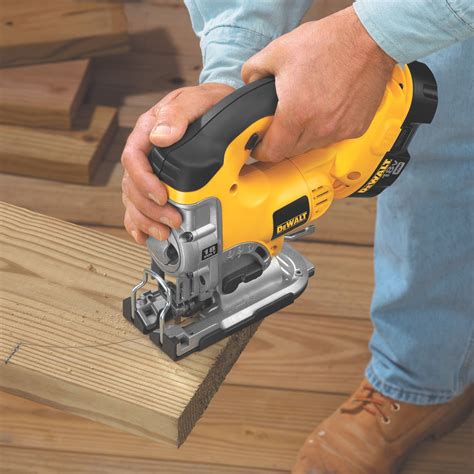 DEWALT Bare-Tool DC330B 18-Volt Cordless Jig Saw with Keyless Blade ...