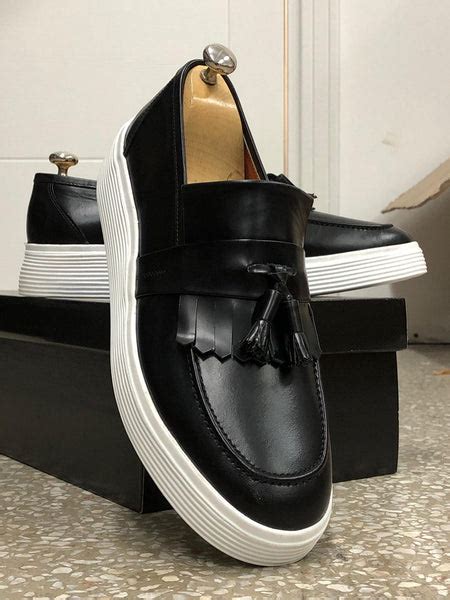 Calf-Leather Shoes in Black (Limited Edition) | BOJONI