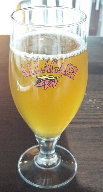 UqT - Allagash Tripel Ale Review